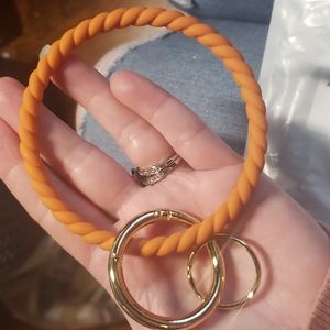 Bracelet keychain in amber (burnt orange)
